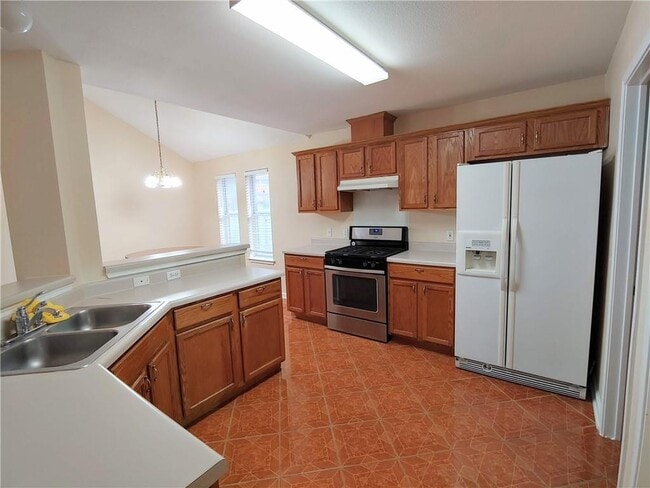 Building Photo - 13903 Randalstone Dr