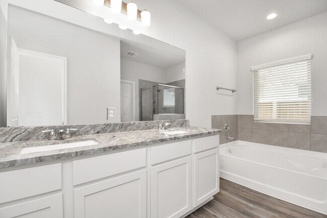 Building Photo - 424 Camino Bay Dr