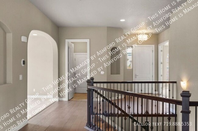 Building Photo - 7215 Rim Bluff Ln