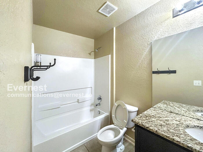 Building Photo - 3510 Penta Fields