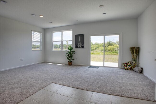 Building Photo - 3337 VERSARA Dr