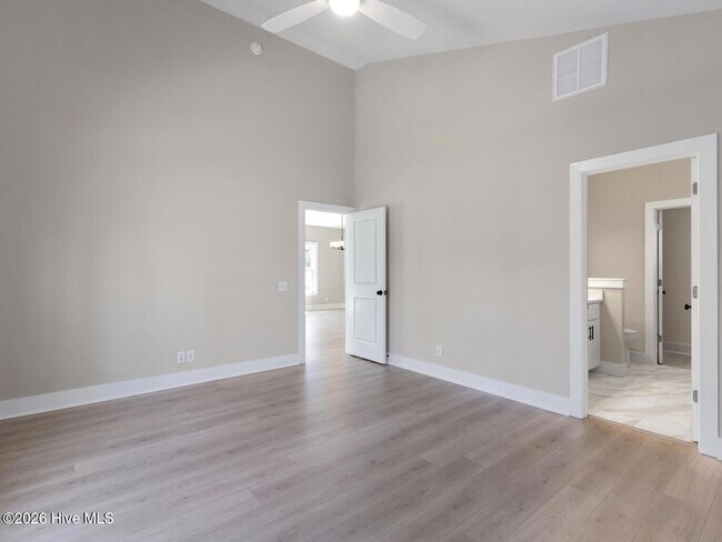 Building Photo - 1314 Carlyle Ln