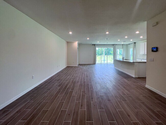 Building Photo - 3BR/2BA Smart Home in Arbor Greens - available Early October!