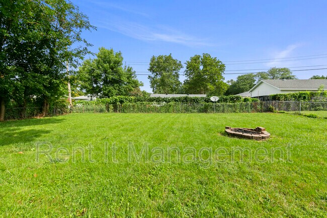 Building Photo - 5416 Browne St