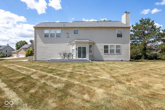 Building Photo - 344 W Columbine Ln