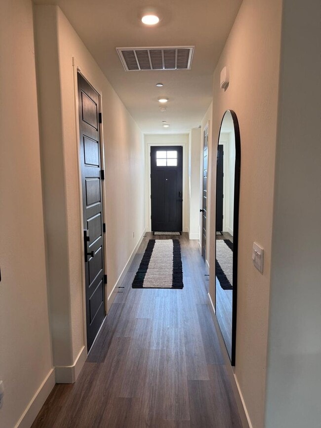 Building Photo - Don't miss the chance to view this stunning in Bakersfield - Flexible Leases available -  Coming ...