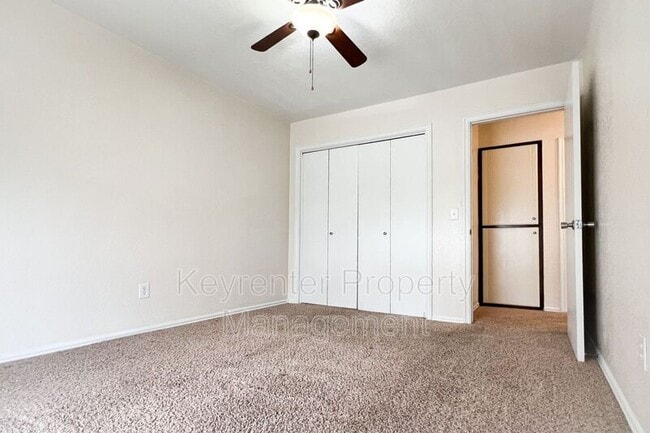 Building Photo - 10209 Shadowridge Dr