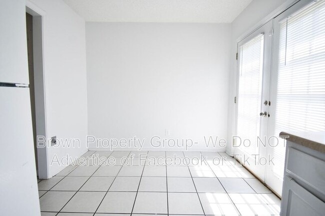 Building Photo - 2109 Grand Prix Dr