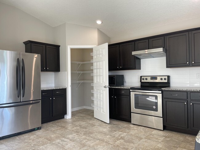 Building Photo - 805 Trellis Bay Dr