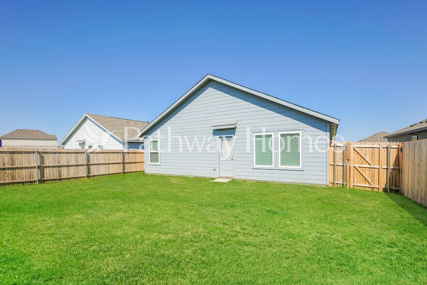 Building Photo - 10004 Isla Ln