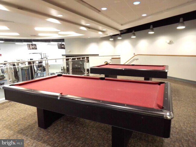 Building Photo - 1011 Arlington Blvd