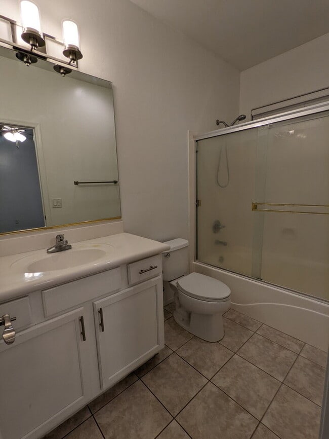 Building Photo - Rancho Sahuarita Home