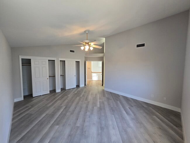 Building Photo - 1842 Loma Linda Cir
