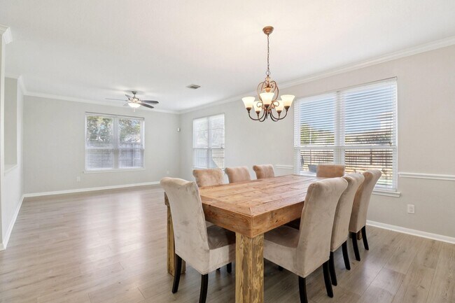 Building Photo - 16546 Cypress Thicket Dr