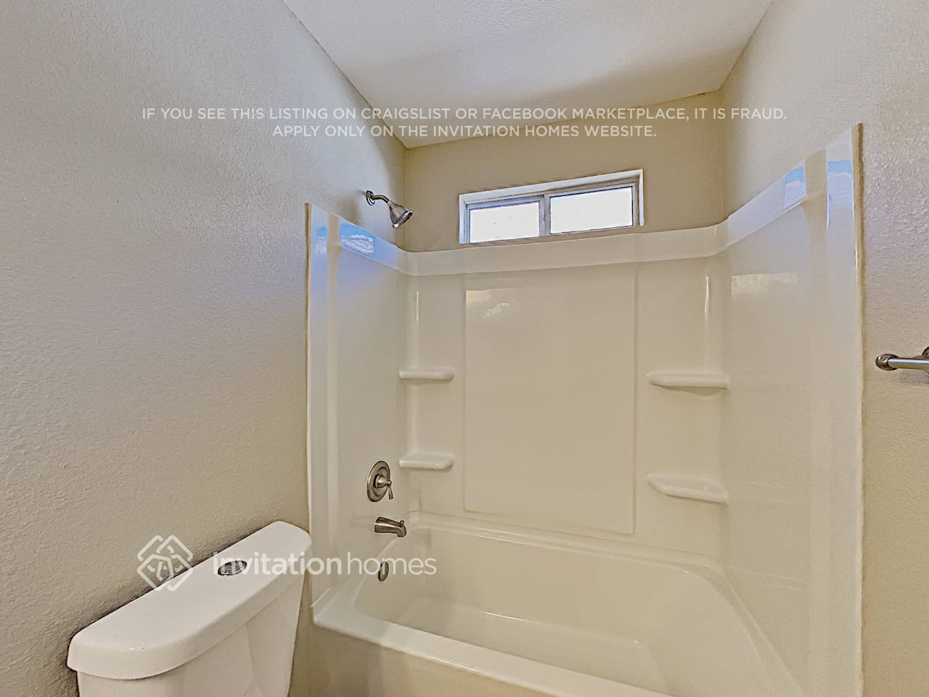 Building Photo - 9427 Hanta Ave