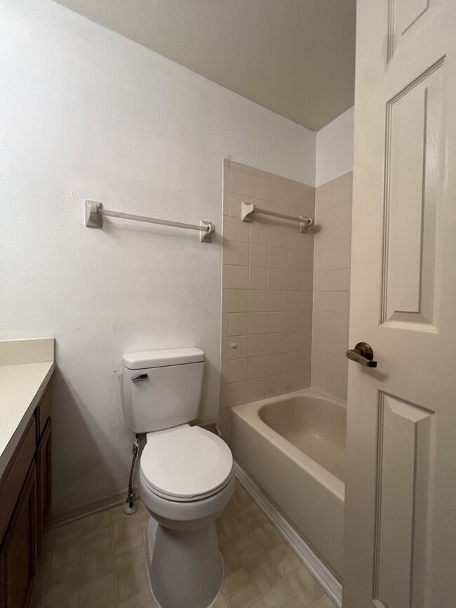 Building Photo - 3356 Fox Hunt Dr