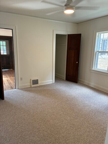 Building Photo - 4012 N Stowell Ave