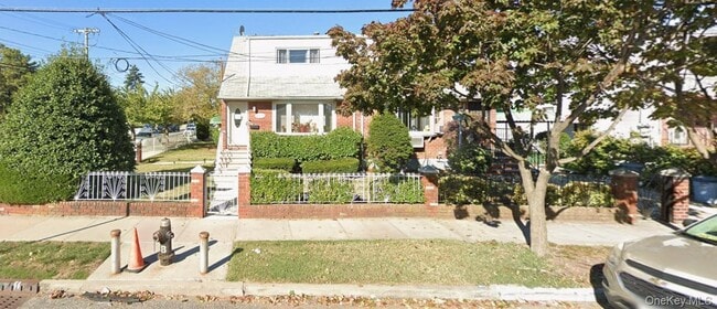 Primary Photo - 129-32 145th St