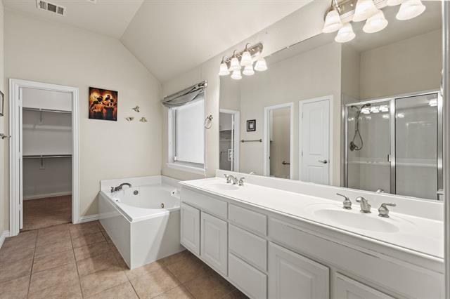 Building Photo - 311 Park Crest Ave