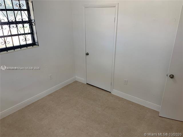 Building Photo - 2 bedroom in Miami FL 33150