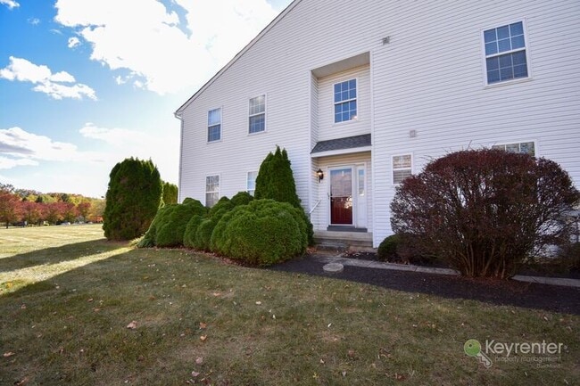 Building Photo - 290 Hampshire Dr
