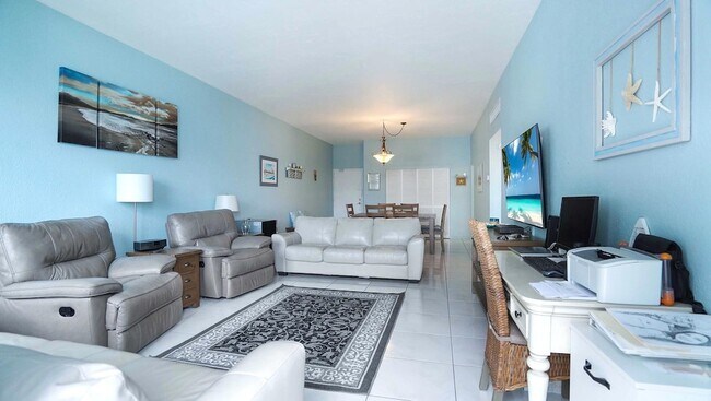 Building Photo - 4250 Galt Ocean Dr