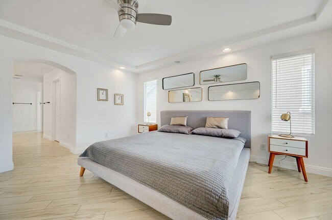 Building Photo - FANTASTIC FULLY UPGRADED FURNISHED RENTAL LOCATED IN THE SOUTHWEST!!!