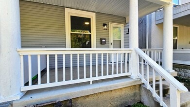 Building Photo - South Souder Avenue