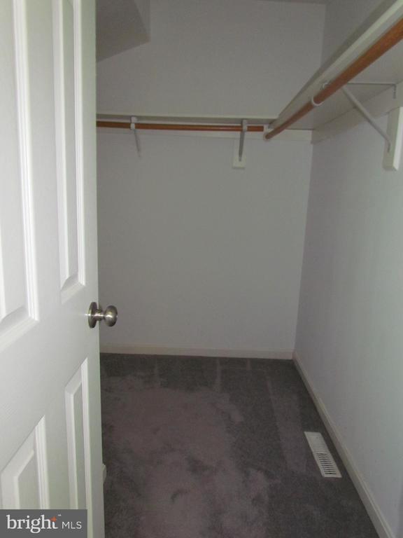 Building Photo - 13240 Clipper Cir