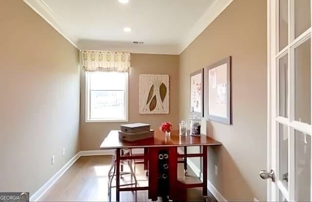 Building Photo - 5325 Chesire Ct