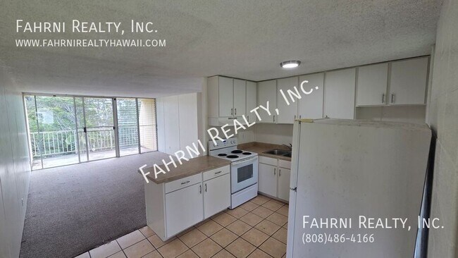 Building Photo - 95-2052 Waikalani Place B-207-