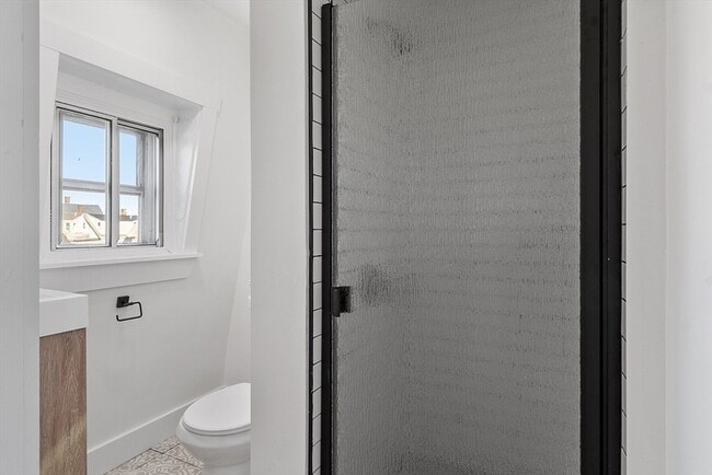 Building Photo - 52 Bonair St