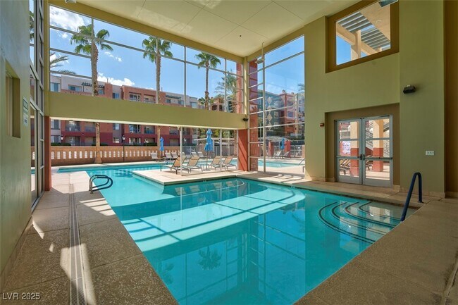 Building Photo - 75 E Agate Ave