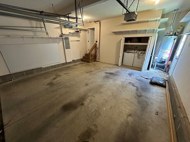 Building Photo - 245 Cobblestone Landing