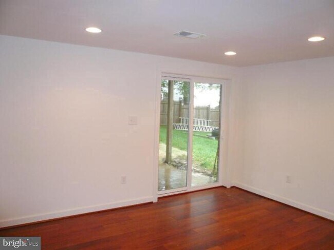 Building Photo - 1364 Dolley Madison Blvd