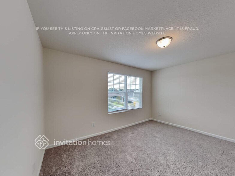 Building Photo - 2301 Litchfield Lp
