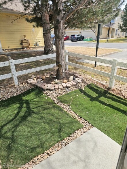 Building Photo - 14400 Albrook Dr