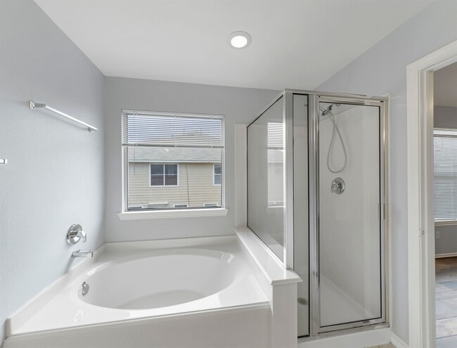 Building Photo - 16530 Cairngrove Ln