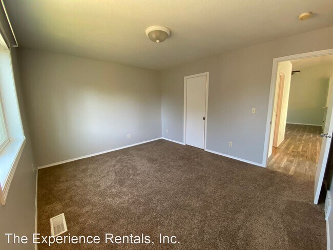 Building Photo - 3 br, 2 bath House - 5301 S Mandy Ave