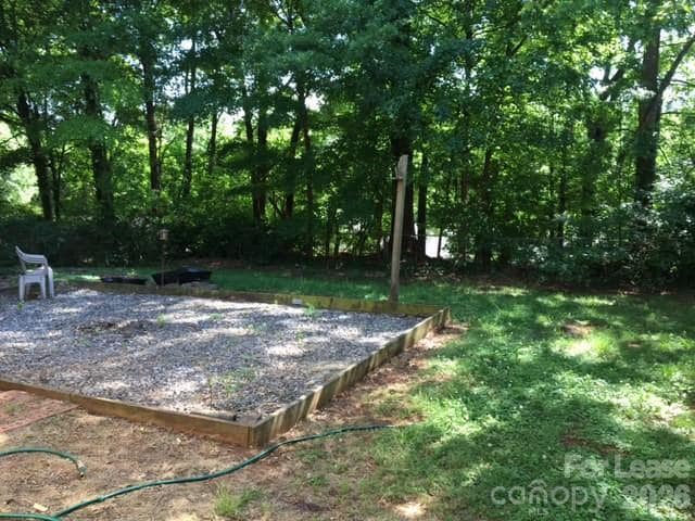 Building Photo - 337 Westwood Dr