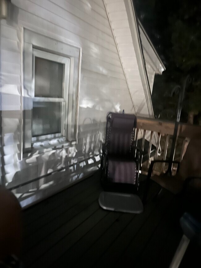 Building Photo - 285 Main St