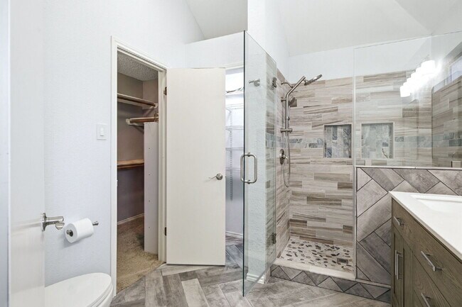 Building Photo - Updated home on a corner lot in a gated community!