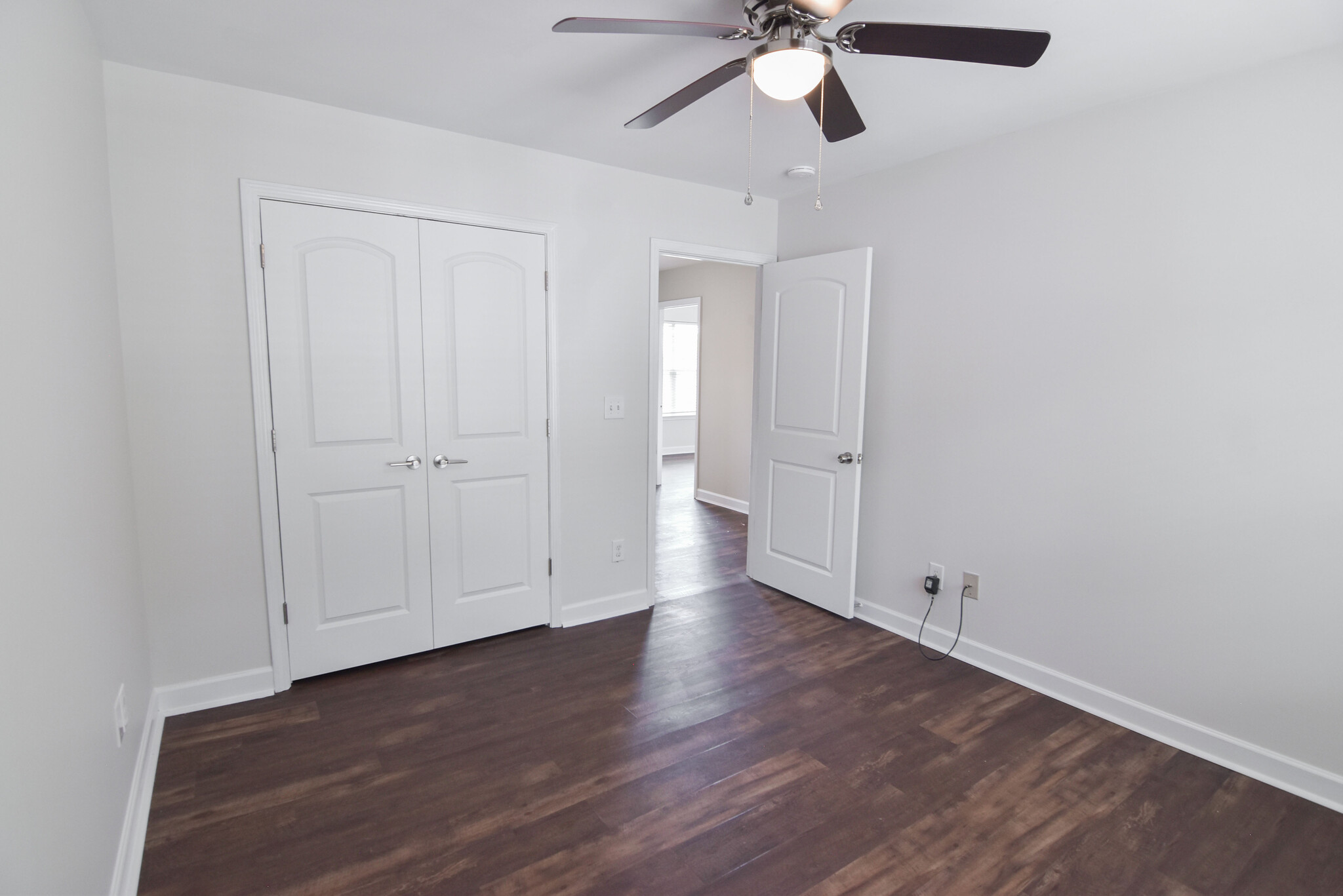 Building Photo - 2913 White Willow Rd