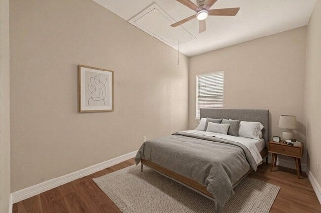 Building Photo - 7927 Brays St