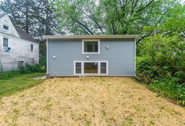 Building Photo - 208 Old Rte 22
