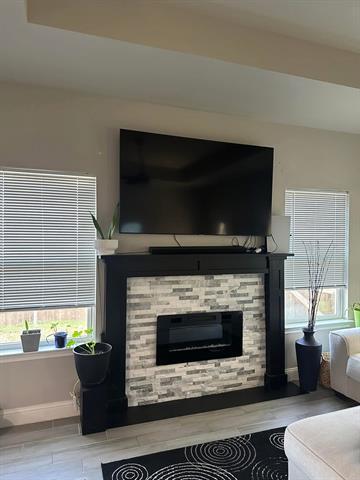 Building Photo - 4865 Melodylane St