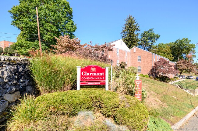 Building Photo - 29G Clarmore Dr