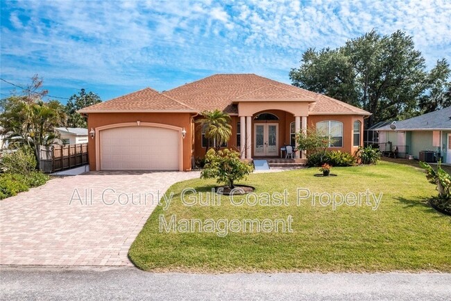 Primary Photo - 9017 Hilolo Ln