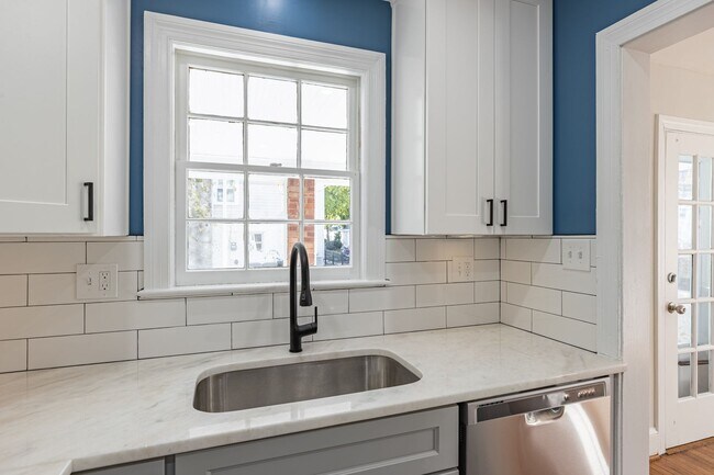 Building Photo - Completely Updated Charming Cape Cod