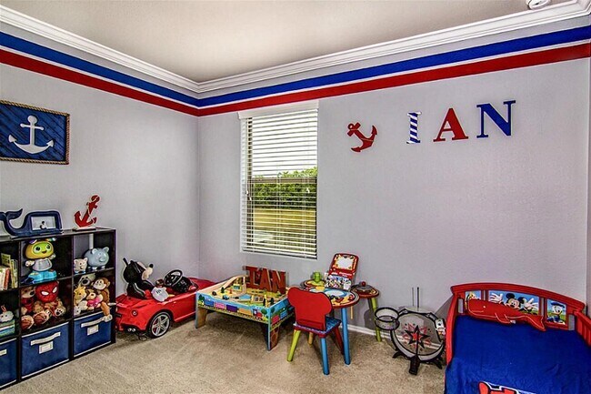 Building Photo - 8102 Yaupon View Dr